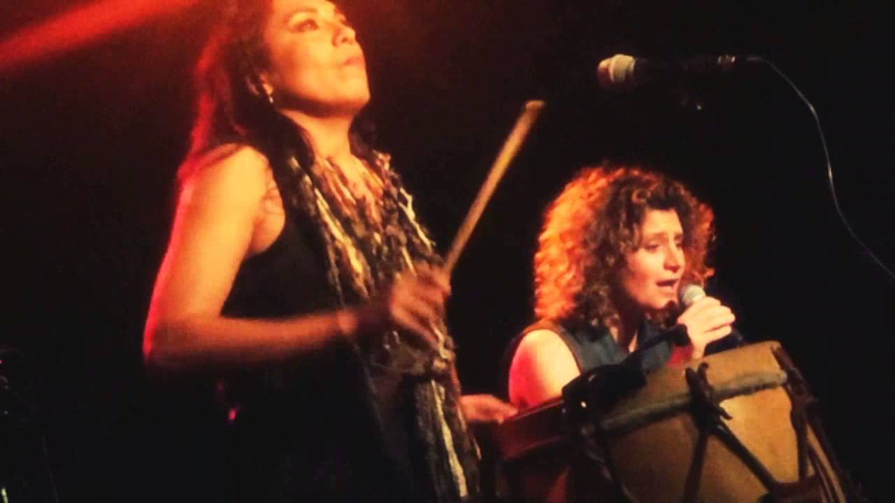 Ana Prada y Charo Bogarín - Mi Corazoncito