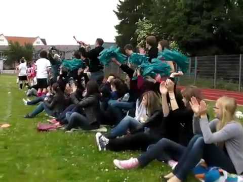 Abistreich 2013 an der Edertalschule: Wasser gab es nur von oben