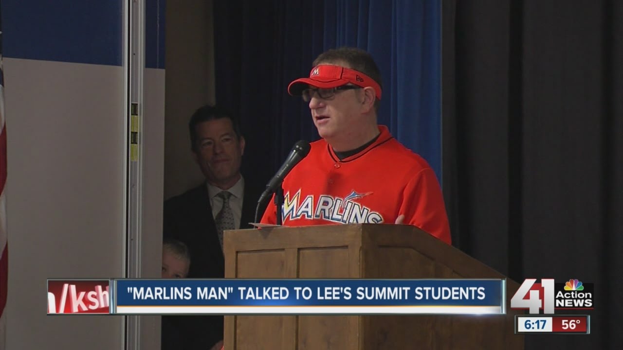 Marlins Man visits Lee’s Summit students