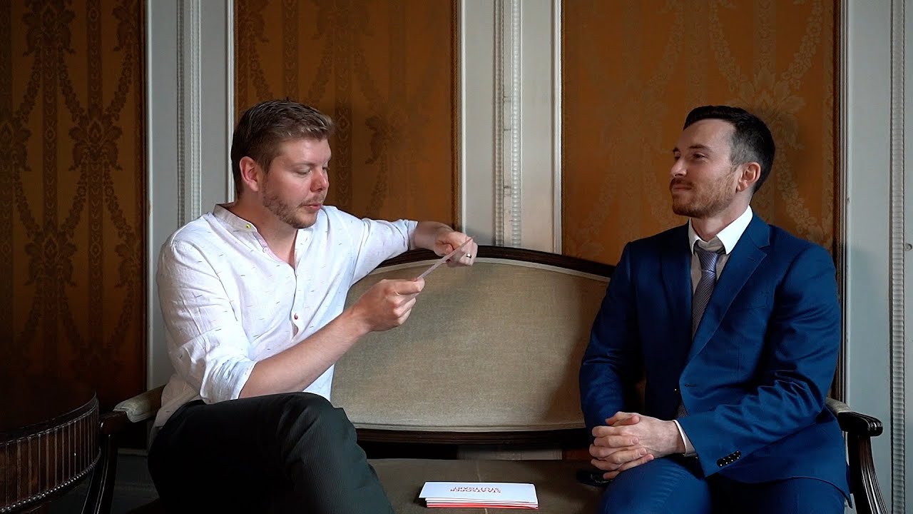 Ensemble-Leben: Andrew Bogard und Jasper Leever | Staatsoper Stuttgart