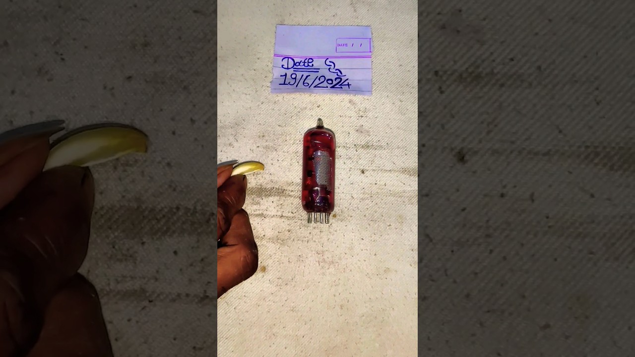 Red Mercury old TV Phillips 9021419692