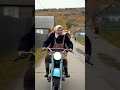 Бабушка байкер грибы деревня и мотоцикл Viralvideo Ai Trend Automation бабушка деревня юмор