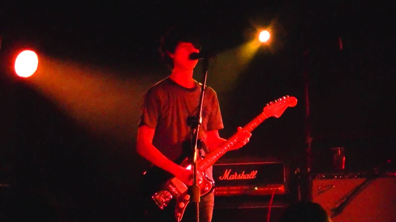 101111-Starlight-SilverBus@The Wall