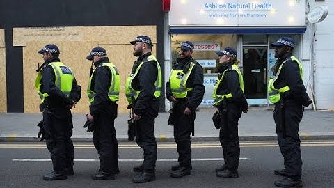 UK Riots: Police get some relief from counter protesters #politics