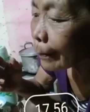 VIRAL!!JAWABAN NENEK SATUY SEKALI.... SOAL DITANYA UNTUK BERHENTI MEROKOK.!!
