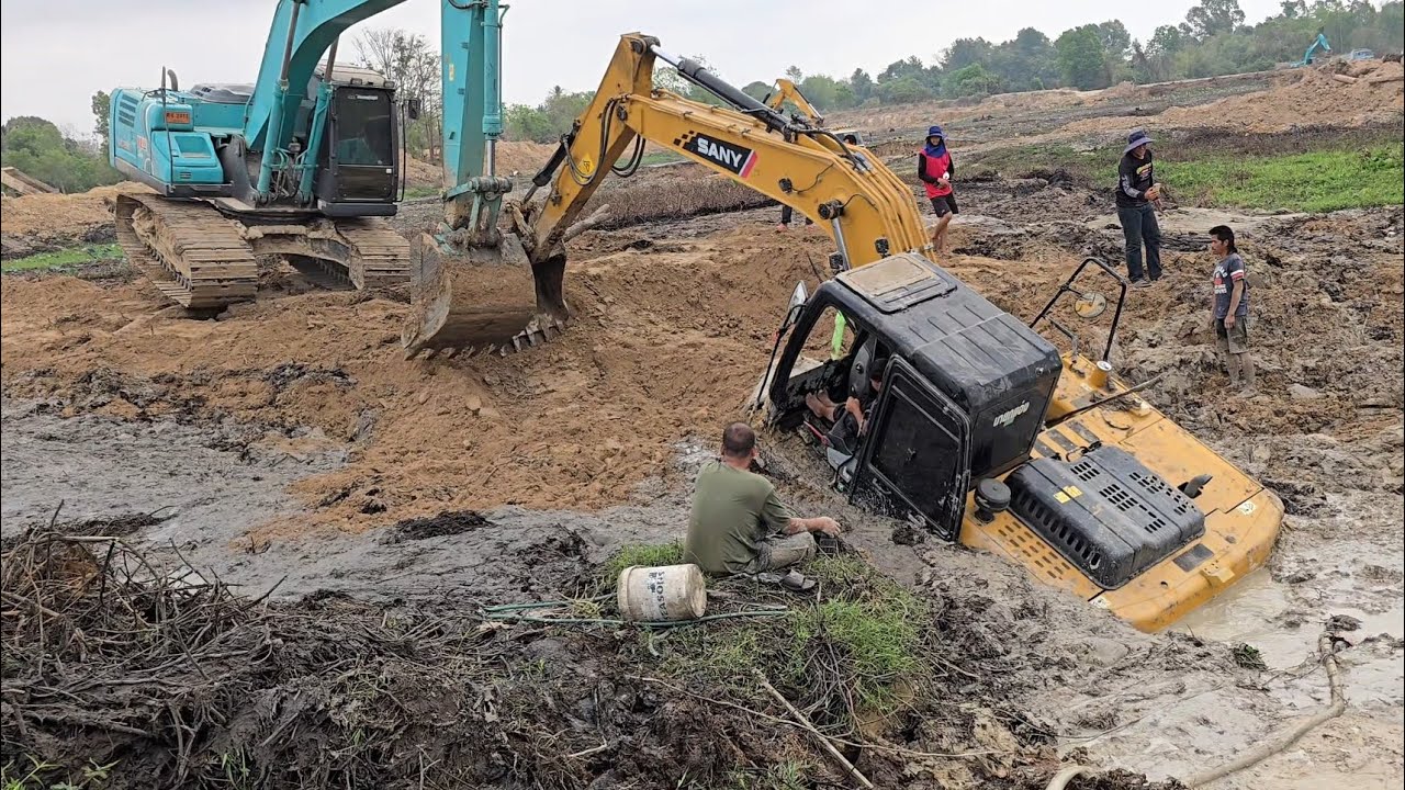 พลาดท่าจมดินสมอง SK200ยังดึงไม่ขึ้น งานหยาบ