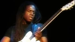 Eddy Grant - Romancing the Stone (LIVE) [R]