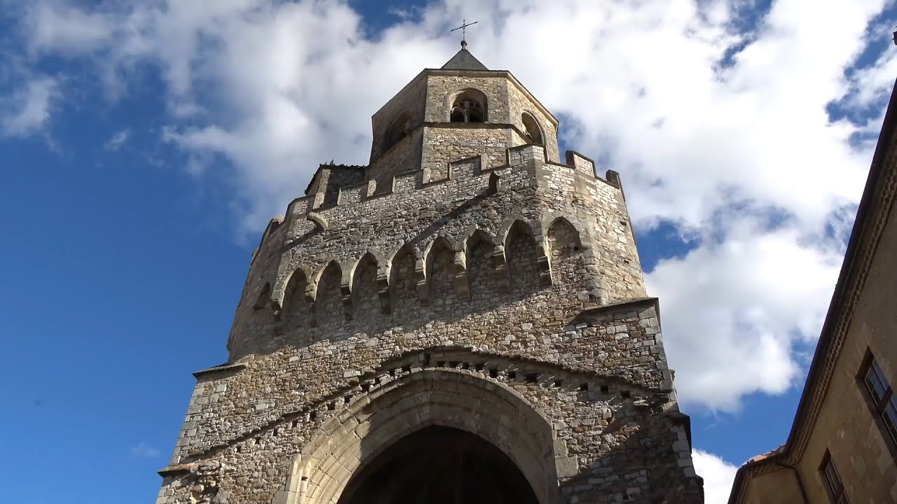 Sorèze - a medieval town, Southern France, Occitanie (videoturysta.eu)