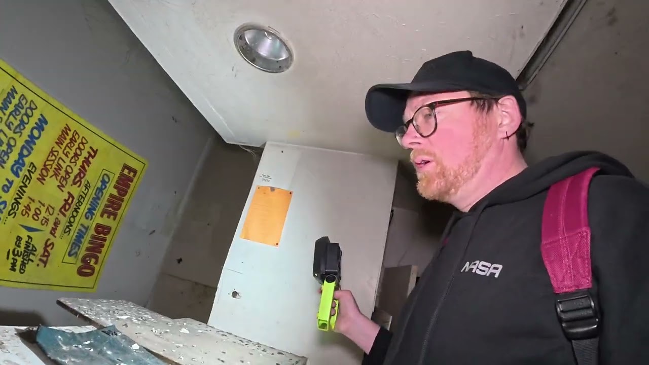 Exploring an abandoned Theatre turned bingo hall. #abandoned #urbanexploration #exploring