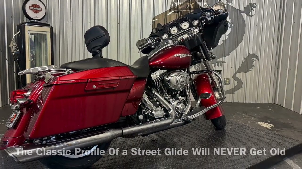 Pre-Owned 2009 Harley-Davidson Street Glide (FLHX) in Red Hot Sunglo