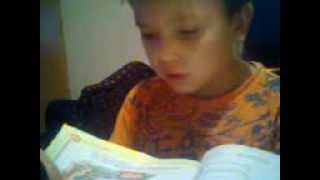 Mi nieto Leyendo Vídeo0416.3gp