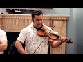 هنرنمایی استاد هاشم سرداب درحضور استا اواز ایران جناب ایرج هنرنمایی استاد هاشم سرداب درحضور استا اواز ایران جناب ایرج