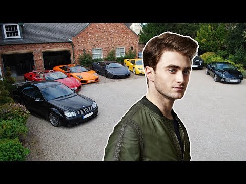 Video: Daniel Radcliffe Čistá hodnota: Wiki, ženatý, rodina, svatba, plat, sourozenci