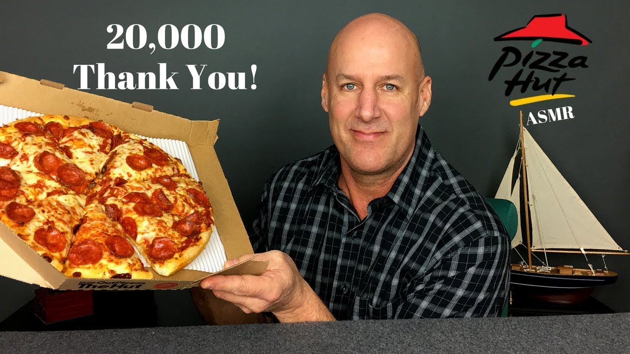 ASMR Pizza Hut Pan Pizza~20,000 Subscriber Celebration~Soft Spoken