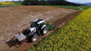 : Maissaatprofi Stefan Galliker im Einsatz mit leichten Maschinen 