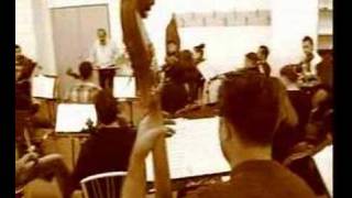 Prof. Kadir Karkın Yönetiminde Orkestra