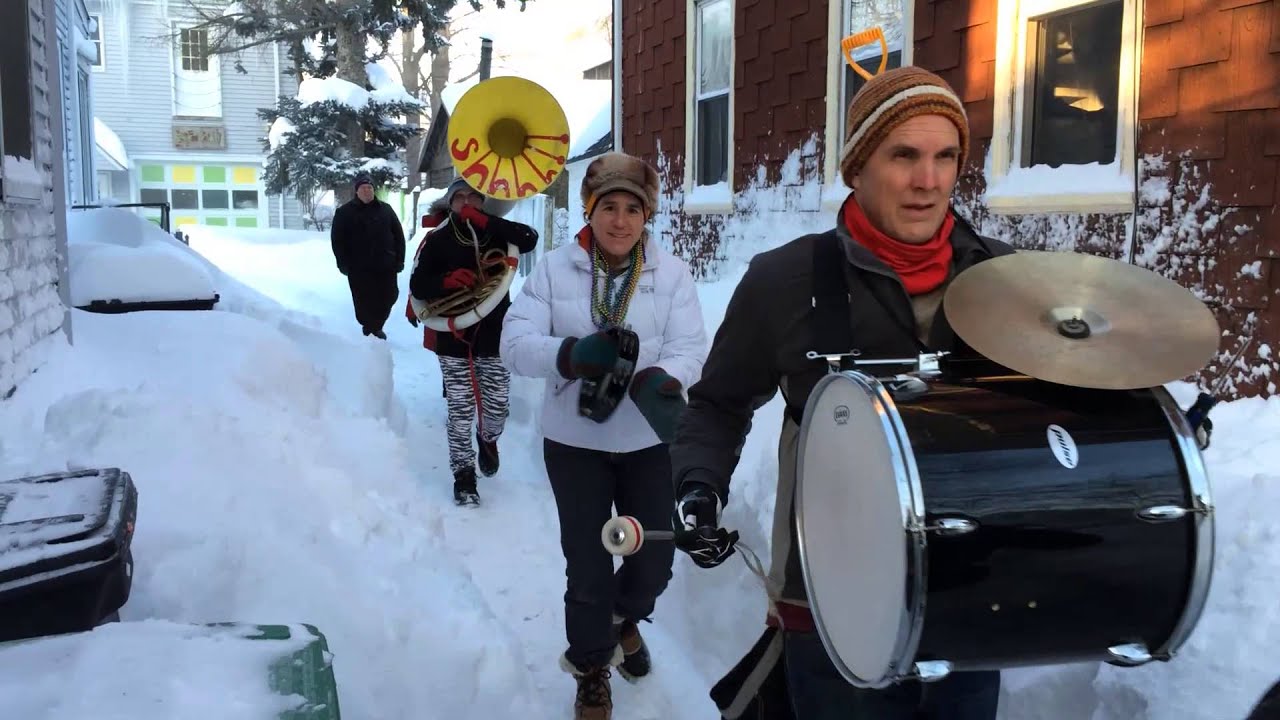 Carinito - School of HONK celebrates "FAT SUNDAY" - 02/15/15 - YouTube