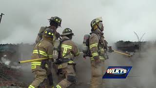 Home total loss after fire in Floyd Knobs