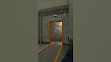 CT popflash for squeaky door #nuke #cs2