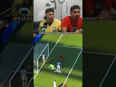 Brasileños reaccionando al gol y al título de ESPAÑA contra ARGENTINA: