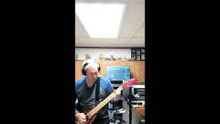 EVH 5520 My homage to Eddie Van Halen...double tracked!
I FINALLY got a computer that can run a DAW (not to mention start up quickly)so I thought Id have some fun and see if I could double this. There are places where its off, but I wasnt expecting to get it this close without a click or other rhythmic reference. I think if I did some punch-ins I could get it really tight, but the whole point was to see how close I could get it in one go (Confession: this is the 4th go).
I used the STL Tonelabs Dual Rec model. I tried the 5153 model, but I liked the Dual Rec sound better. EVH 5520 My homage to Eddie Van Halen...double tracked!