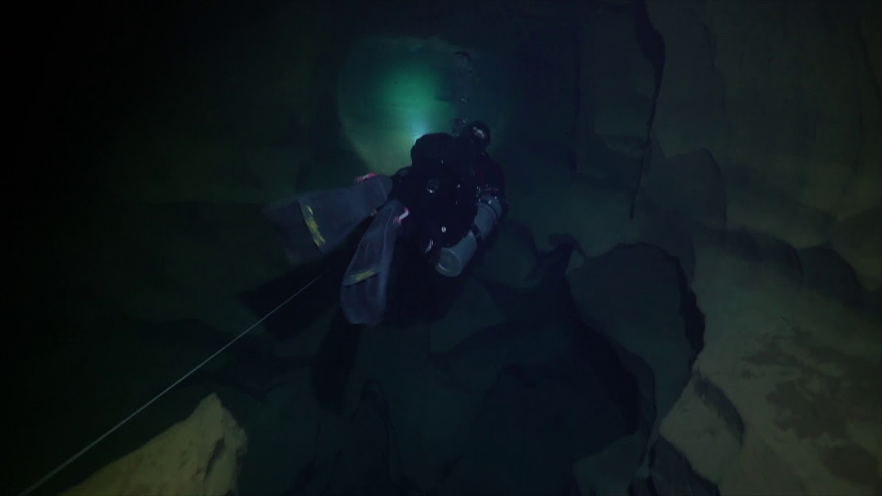 Cave diving in China - South China Cave Karst Plain Project