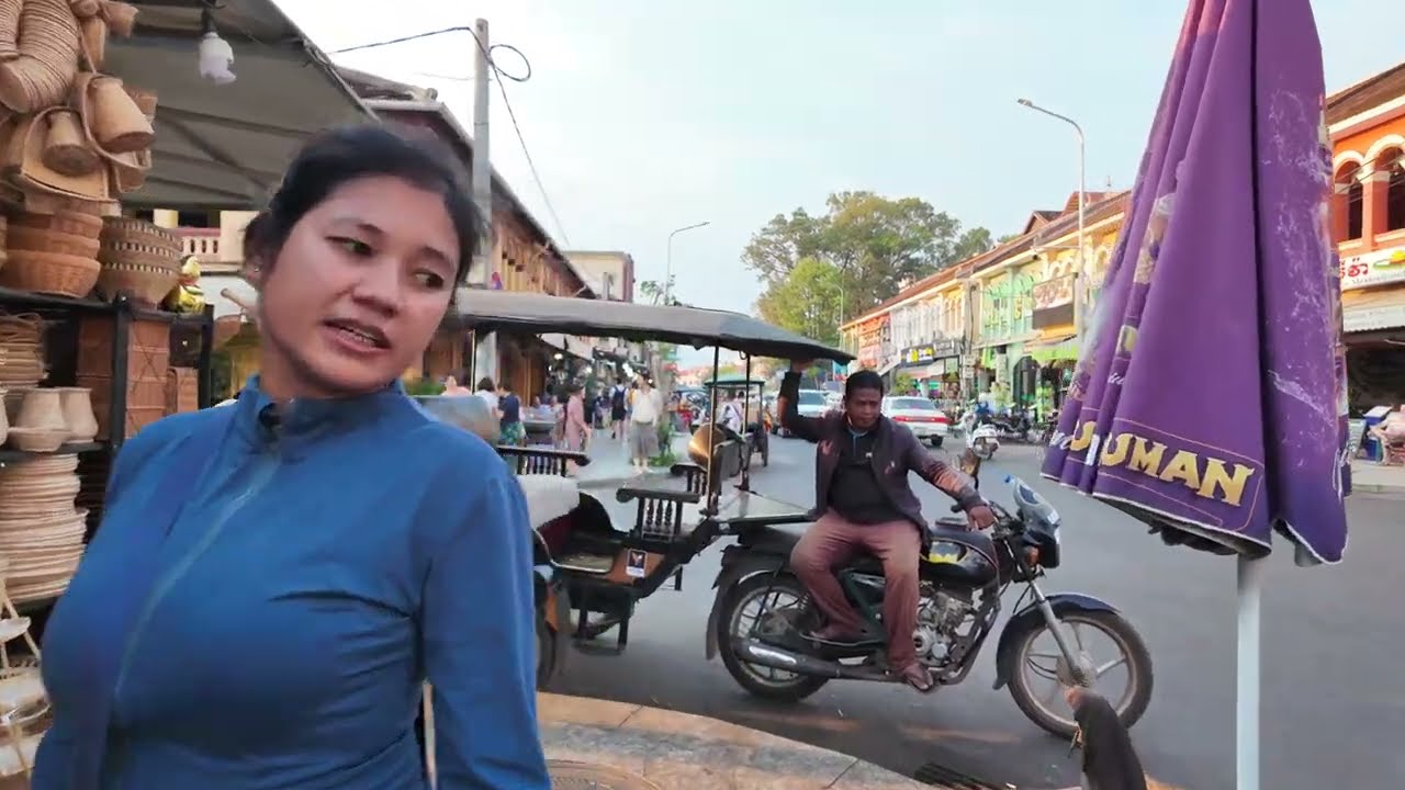 Heart of Siem Reap Walking Tour - Street Scene, Pub Street  Cambodia 4K