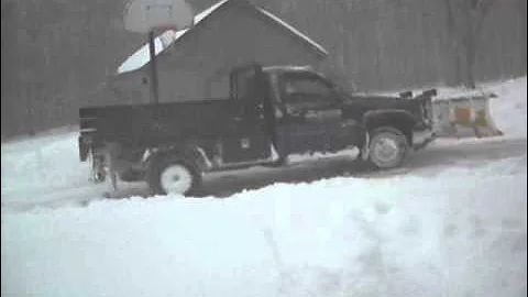 Plowing with the duramax 2!!!!!