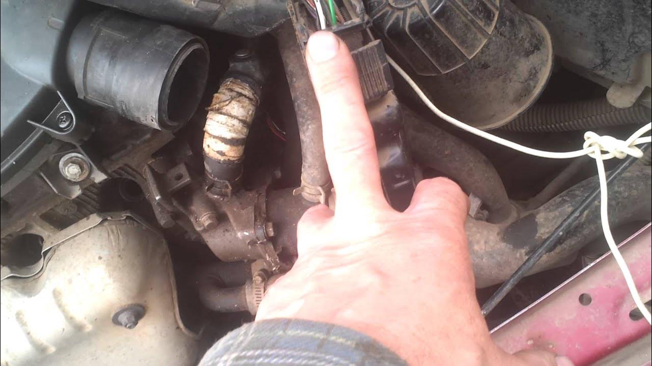 Клемма стартера рено логан. Renault duster 2 кнопка аварийного отключения. Логан не крутит стартер. Почему не заводится рено клио. 5 dci.