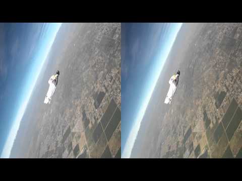 Roberta Mancino flying wing-suit in 3D