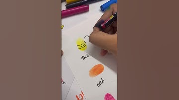 fingerprint art 🐝 #painting #artforkids #fingerprintart #artist #create #painting
