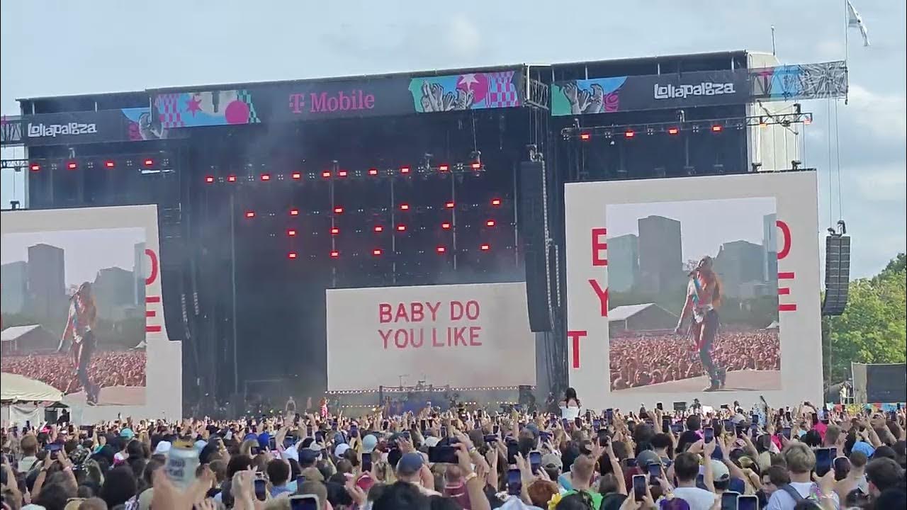 Chappell Roan - HOT TO GO! (2024 Lollapalooza, Chicago) Chappell Roan - HOT TO GO! (2024 Lollapalooza, Chicago)