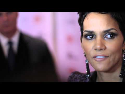 Halle Berry Interview at the TIFF Red Carpet Premi...