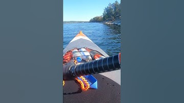 Sea kayaking in the archipelago with the Itiwit X500 Strenfit inflatable kayak