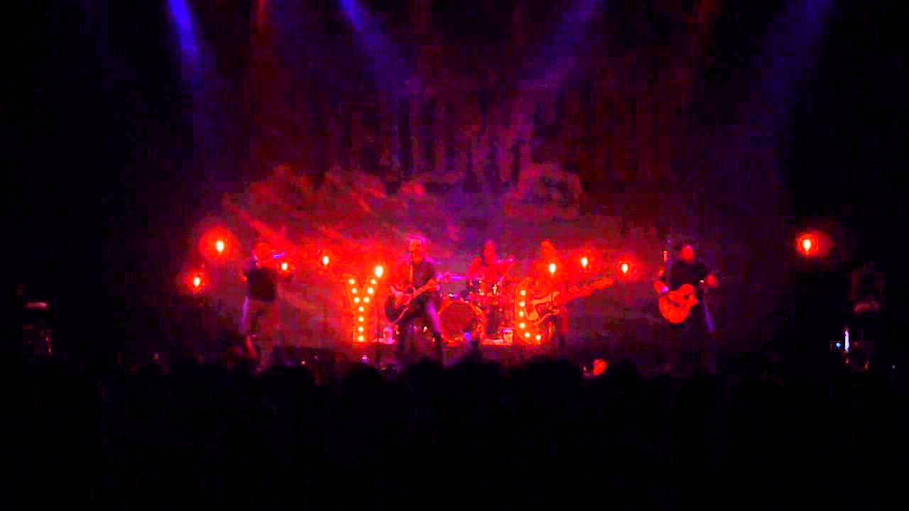 [HD] Yellowcard - Breathing @ Rabozaal, Amsterdam (The Netherlands) (19-11-2013)