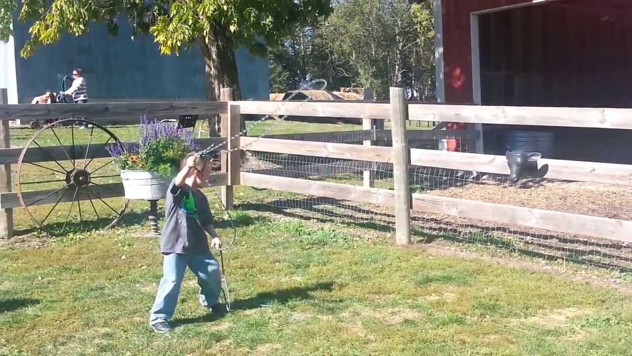 Does anyone know how to throw a lasso? YouTube