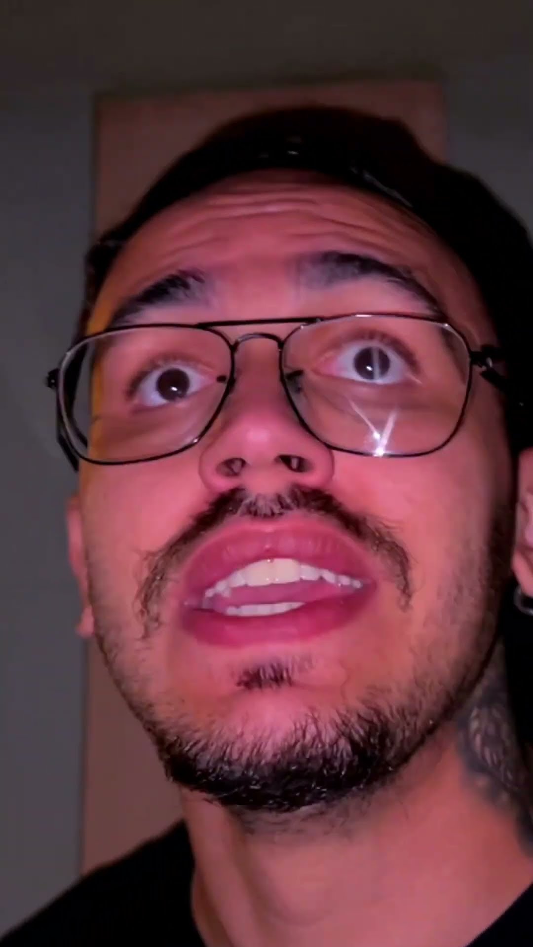 INVADI A CASA DO PALHAÇO YOUTUBER DE MADRUGADA!