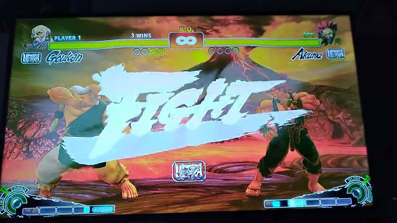 Gouken vs Akuma Ultra Street Fighter 4 in Xbox One 