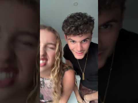 Ps Sí Es Un Temazo Short Shorts Humor Dance Shakirarezguiii 