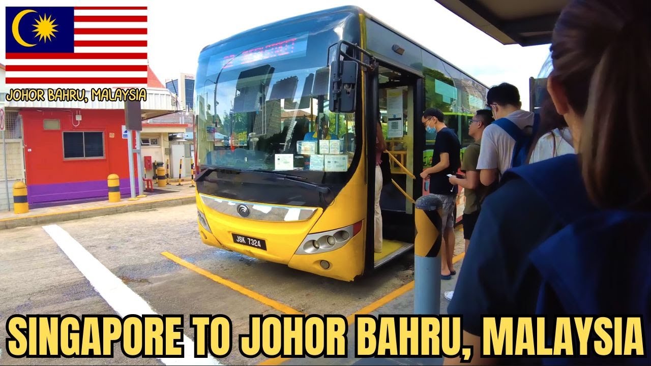 Let's Cross The Border From Singapore To Johor Bahru by Bus! 🇸🇬🚌🇲🇾