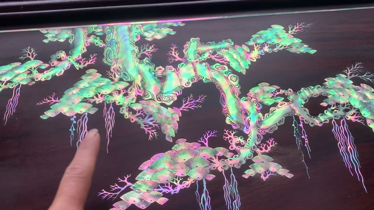 Siêu phẩm có 1-0-2 trên thị trường bức tranh tùng hạc diên niên khảm ốc đỏ sigapore