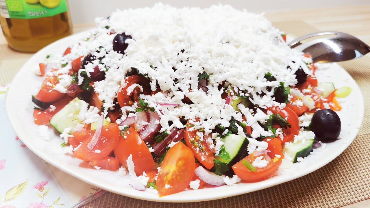 Grüner Salat "Schopska Salat" aus Bulgarien, so fein und lecker!