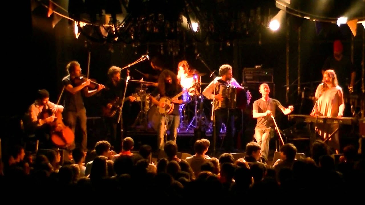 הבילויים - ניפגש על החוף