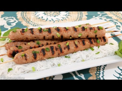 Grilled pork sausages (nem nuong)