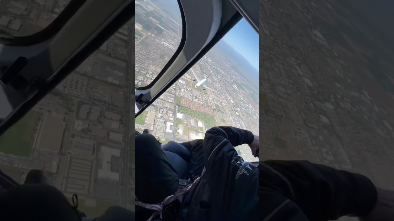 Bless your eyes with this Beautiful Aerial Shot! Can you guess the Aircraft ? 