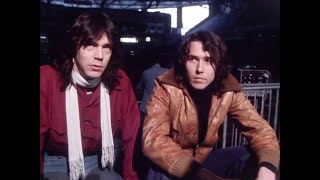 Golden Earring in a Dutch TV report from 1976 performing in Ahoy and fragments of Sleepwalking' Live