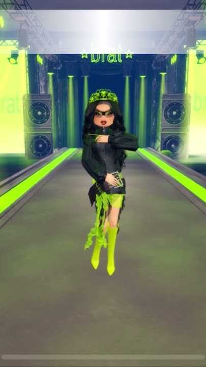 Dress to Impress but I’m charli xcx #brat #apple #dresstoimpress #