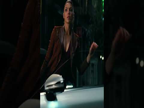 Gal Gadot 9, Justice League