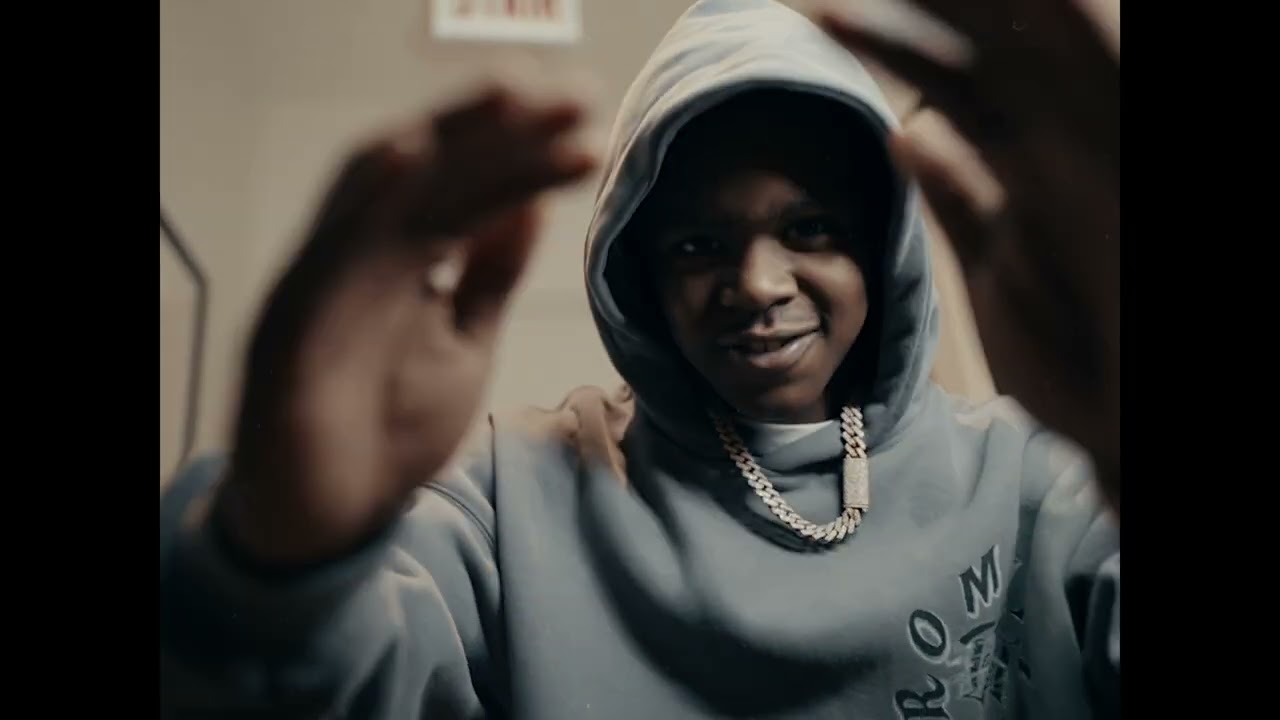 Lil King - Updated (Official Music Video) Shot by @nunufashoo auf YouTube ansehen Lil King - Updated (Official Music Video) Shot by @nunufashoo auf YouTube ansehen