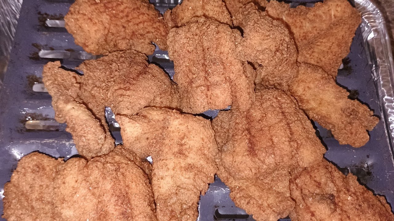 БОЛЬШЕРОТЫЙ ОКУНЬ (Поймай, почисти и приготовь) 😋 #ловлябаса #ловлячистиготовь #рыба